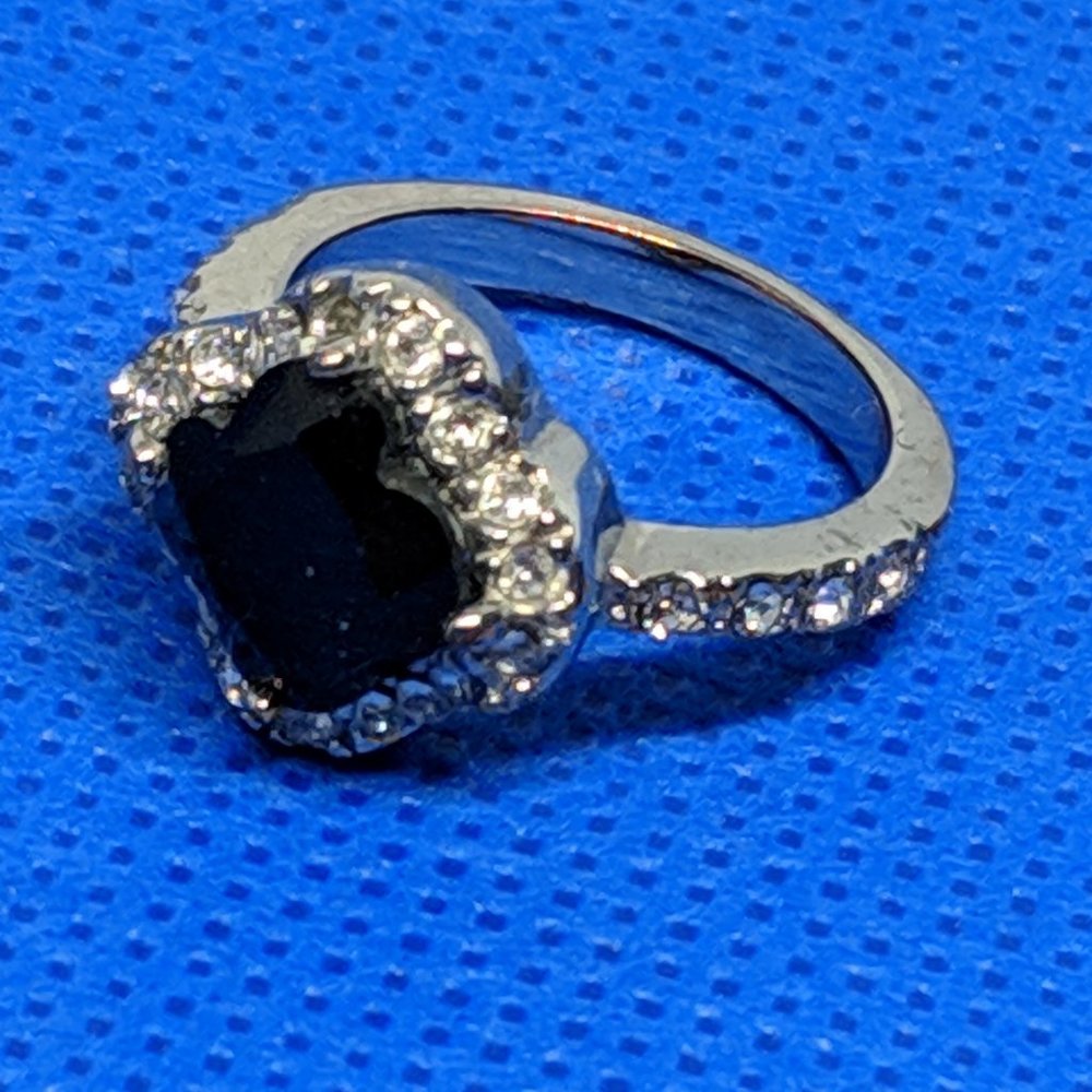 Vintage Black & Clear Rhinestone Ring Size 4.75